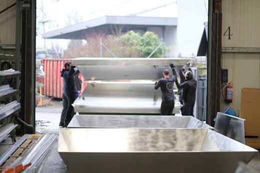 Foto van het opladen van de Roundal dagkantkaders